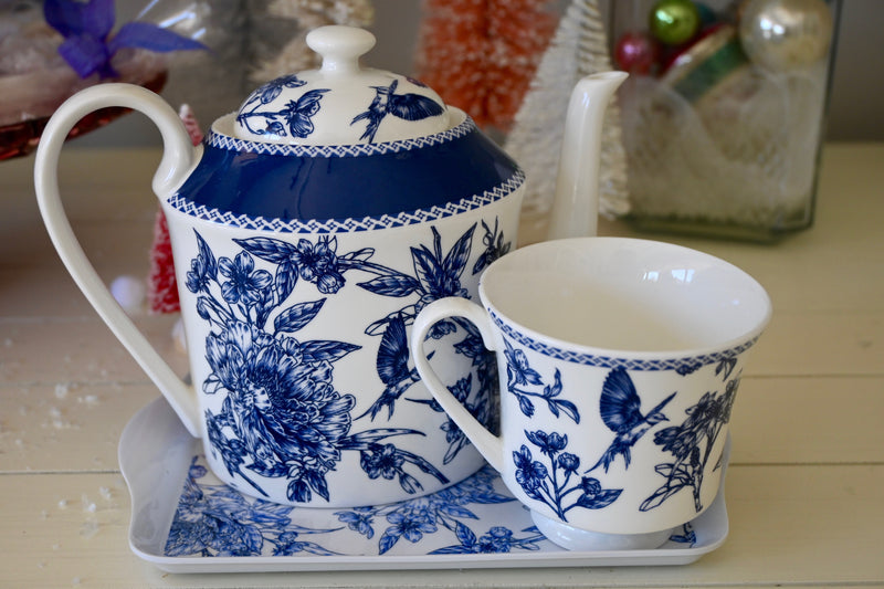 Blue Rose Pot and Cup set